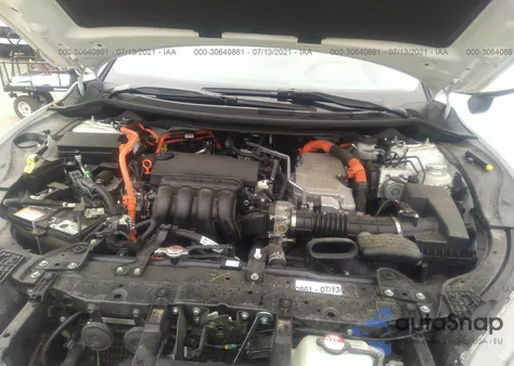 2018 Honda Clarity Plug-In Hybrid Touring из США, поврежденный, VIN JHMZC5F39JC017939